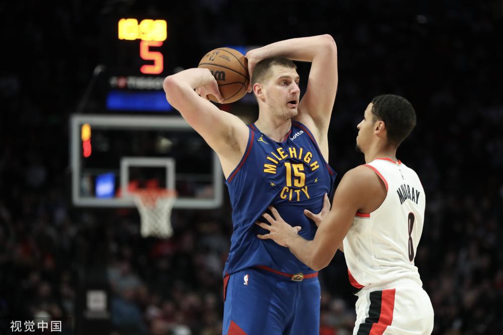 席的背后 席的背后